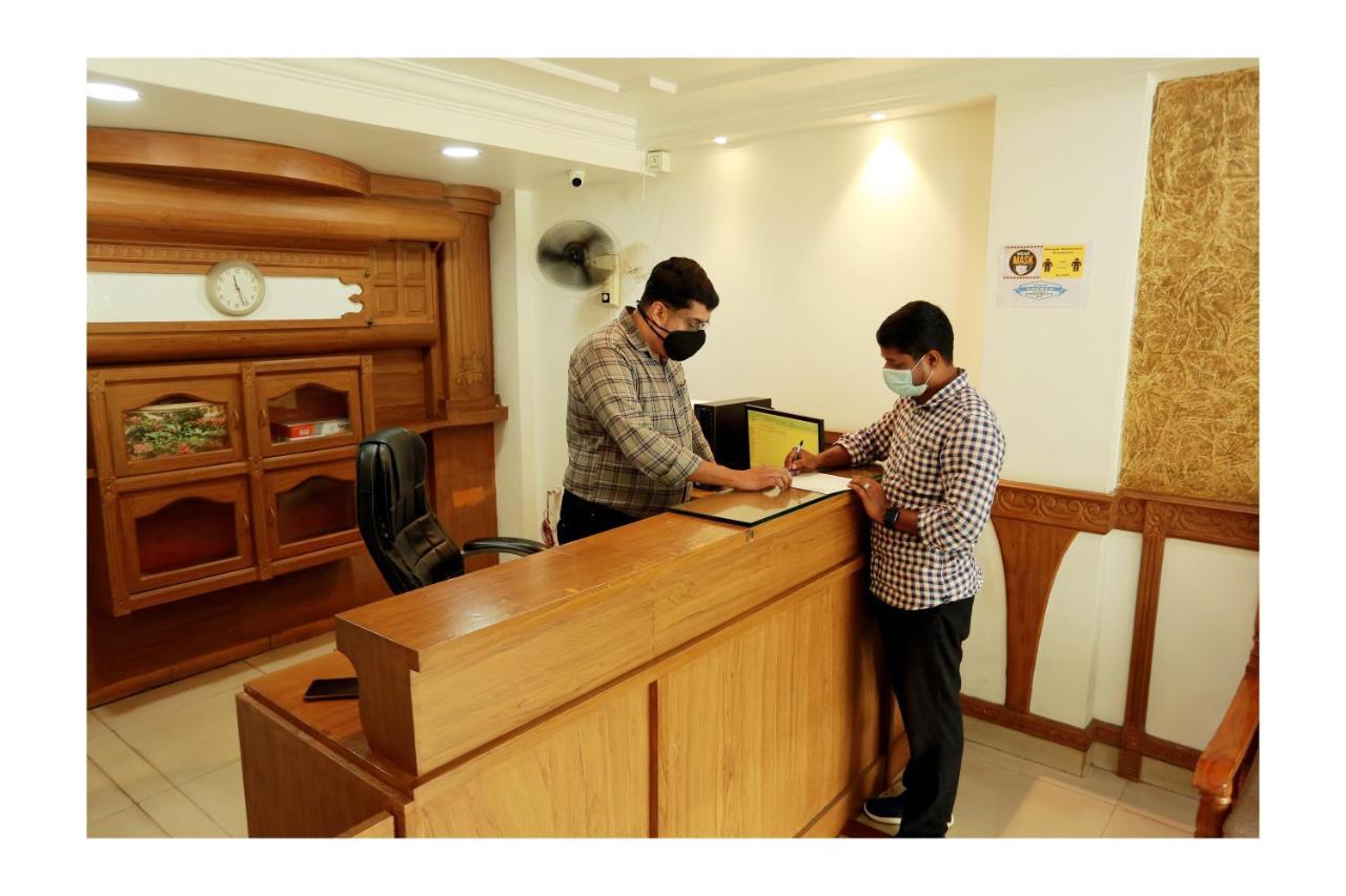 Corridor Calicut Airport Hotel Kondotty Exterior photo