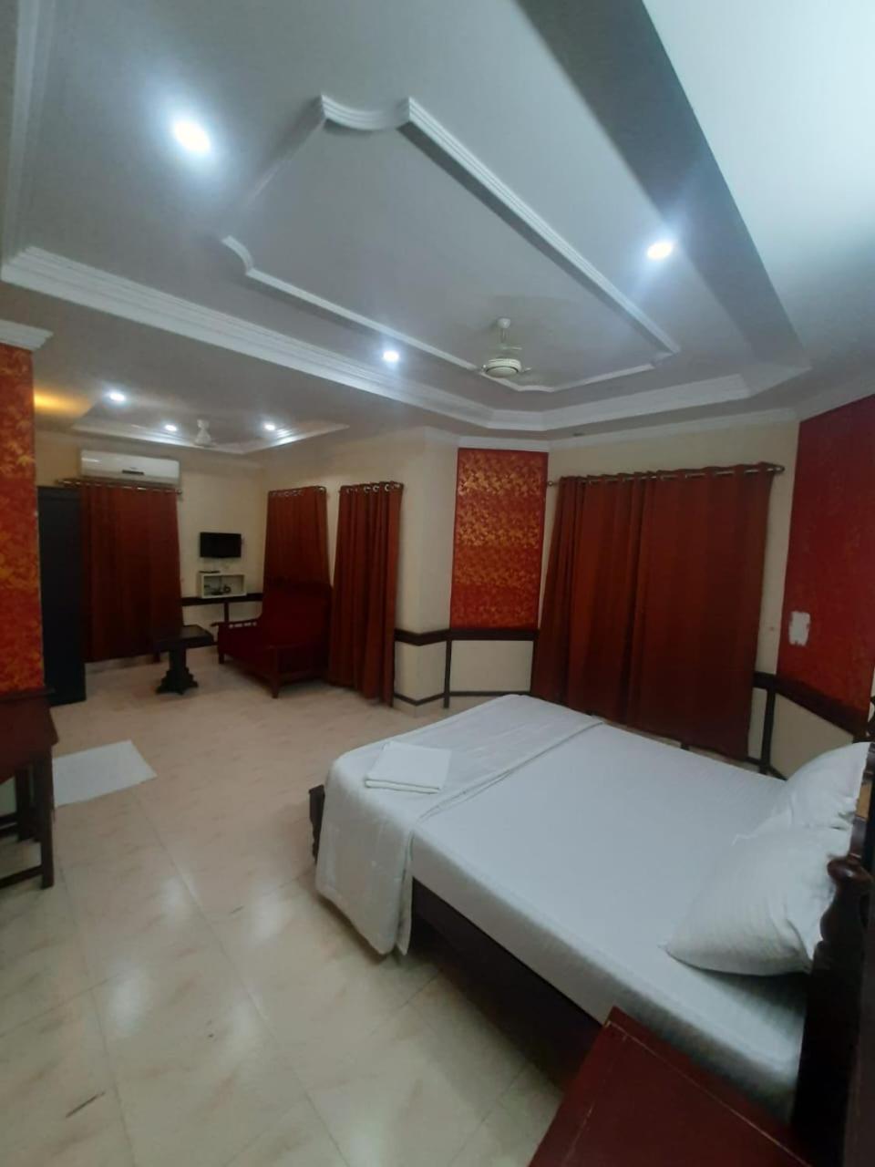 Corridor Calicut Airport Hotel Kondotty Exterior photo